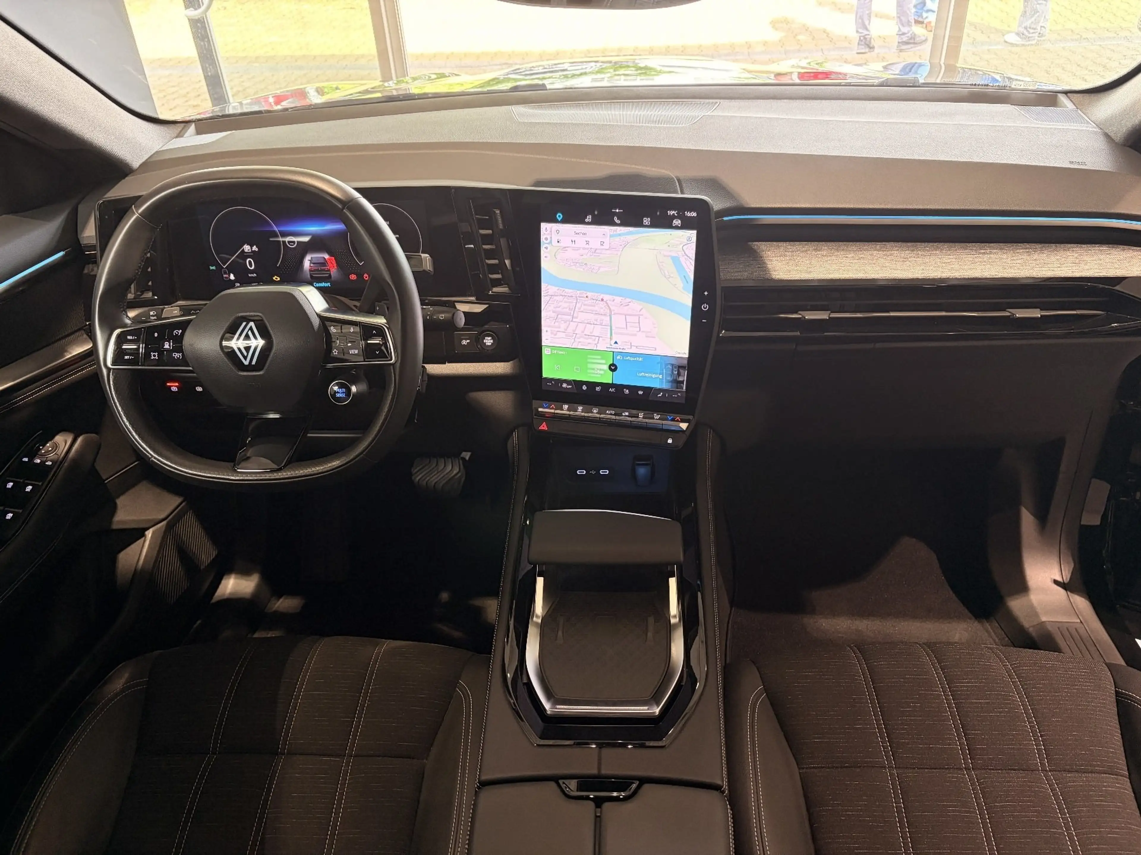 Renault Austral Techno Mild Hybrid 160 Automatik — photo 10