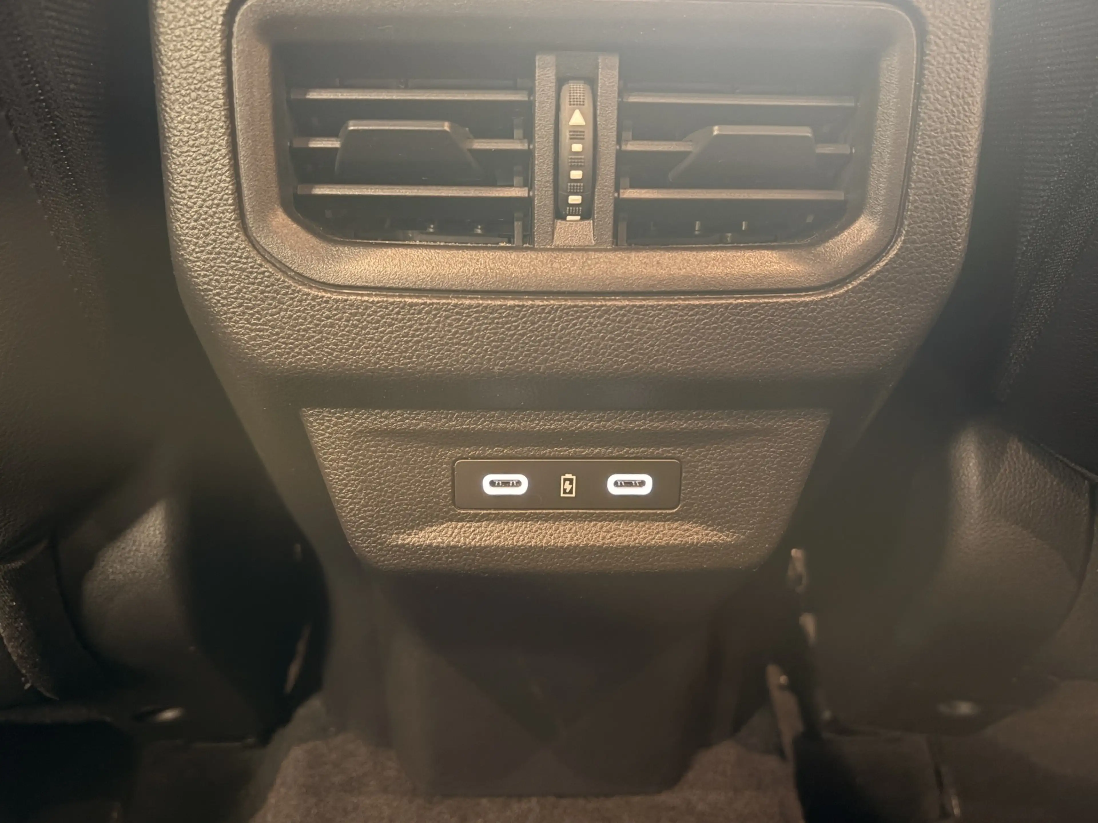 Renault Austral Techno Mild Hybrid 160 Automatik — photo 9
