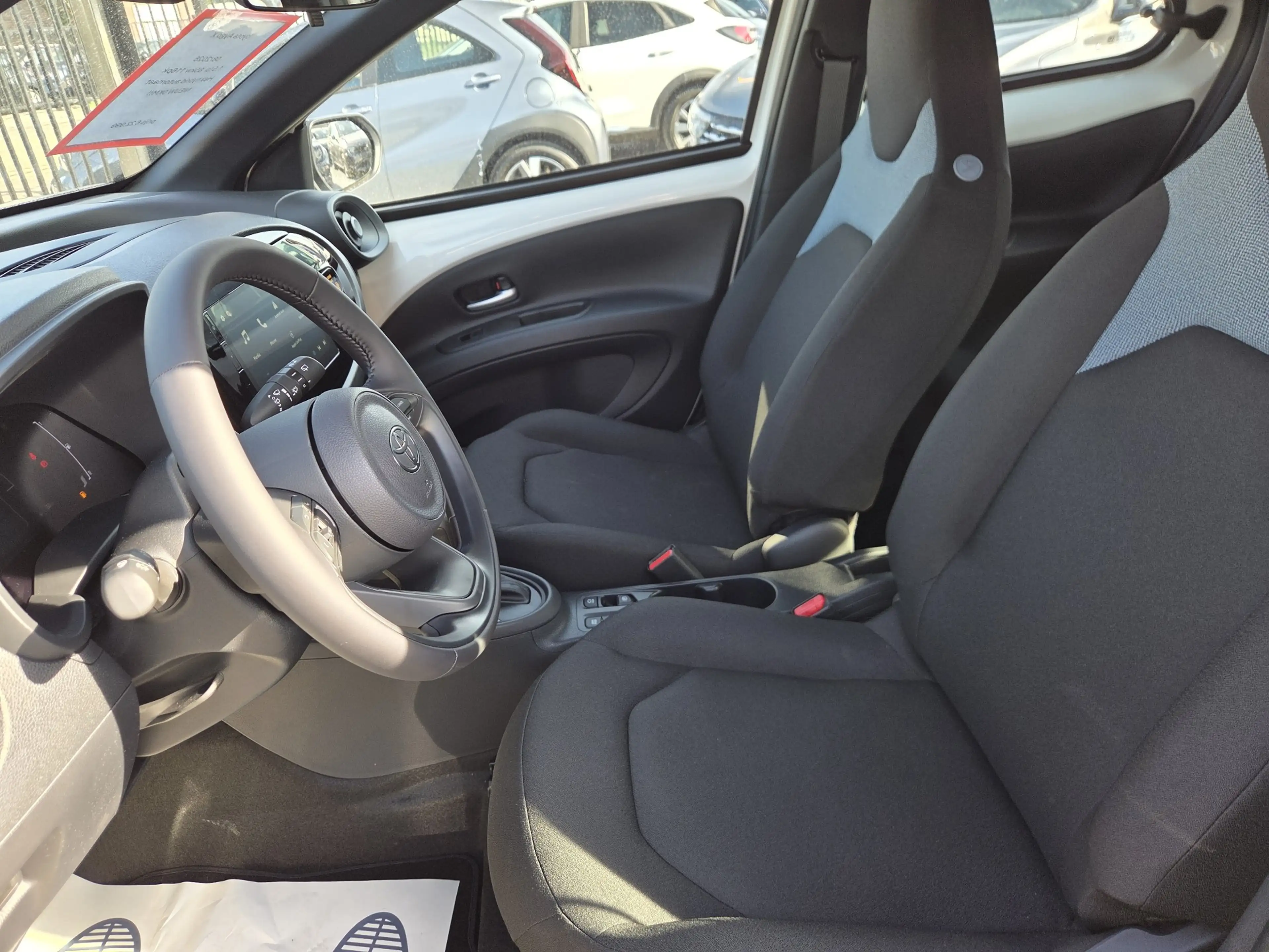 Toyota Aygo X X Hybrid 1.5i VVT-i (85 kW)☆CARPLAY☆CAM☆ADAPCRUISE — photo 9