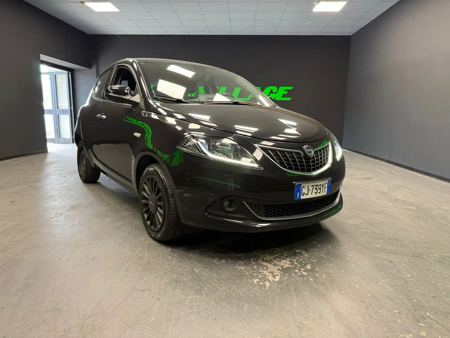 Lancia Ypsilon 1.2 Silver Gpl 69cv PREZZO REALE Zwart - 1
