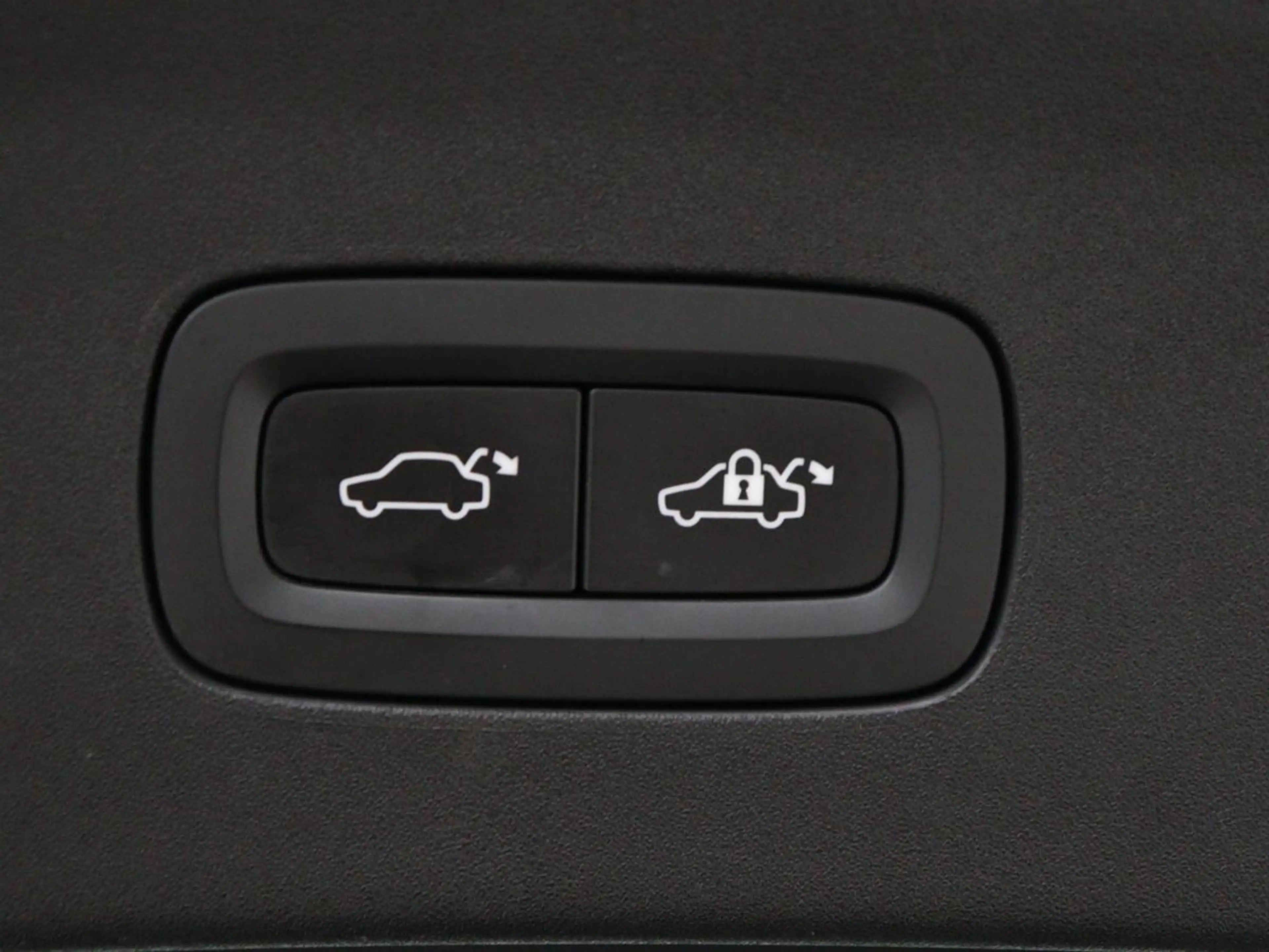 Polestar 2 Standard Range Single Motor 63kWh | SOH 89,7% | Me — photo 14