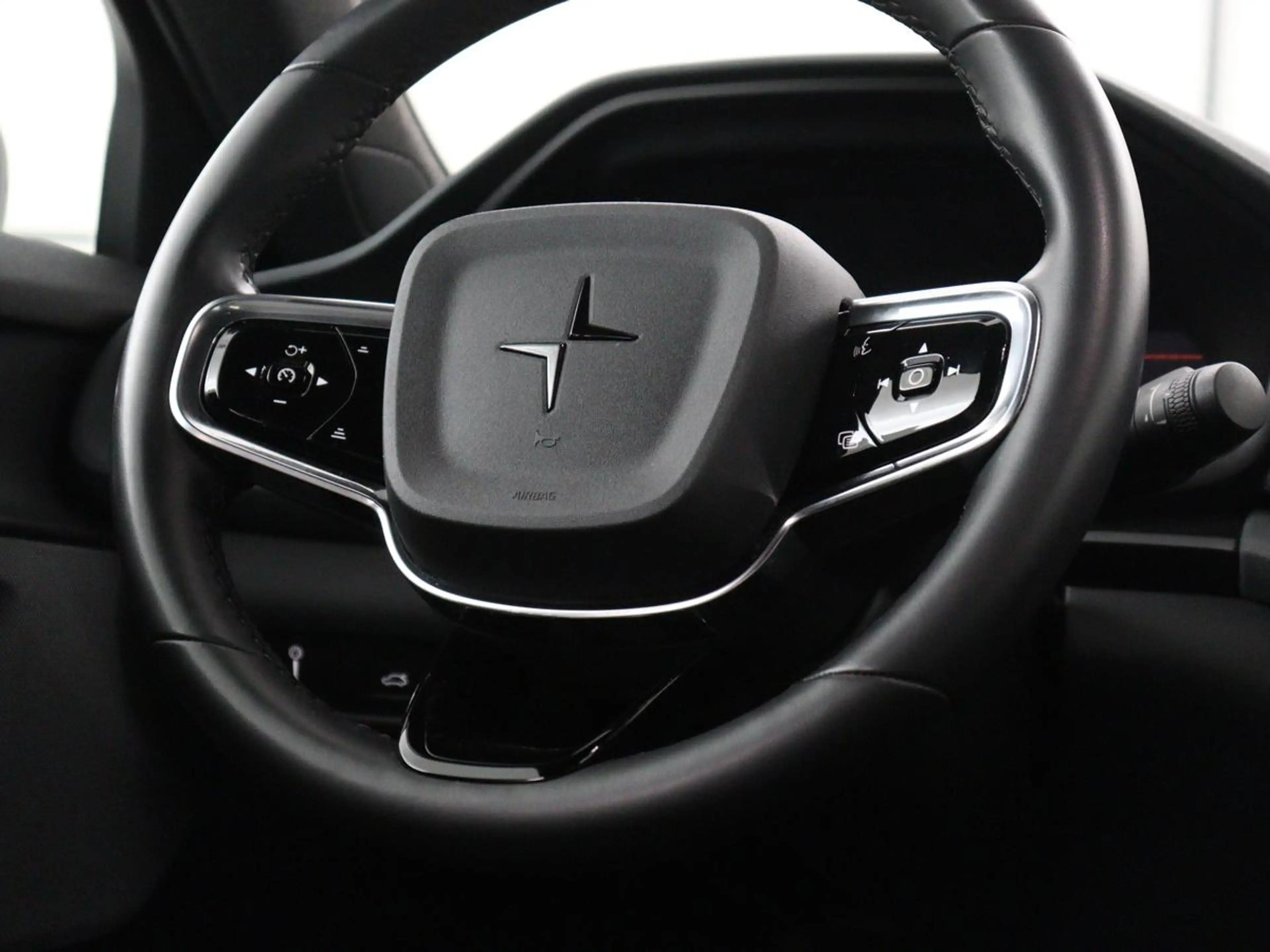 Polestar 2 Standard Range Single Motor 63kWh | SOH 89,7% | Me — photo 9
