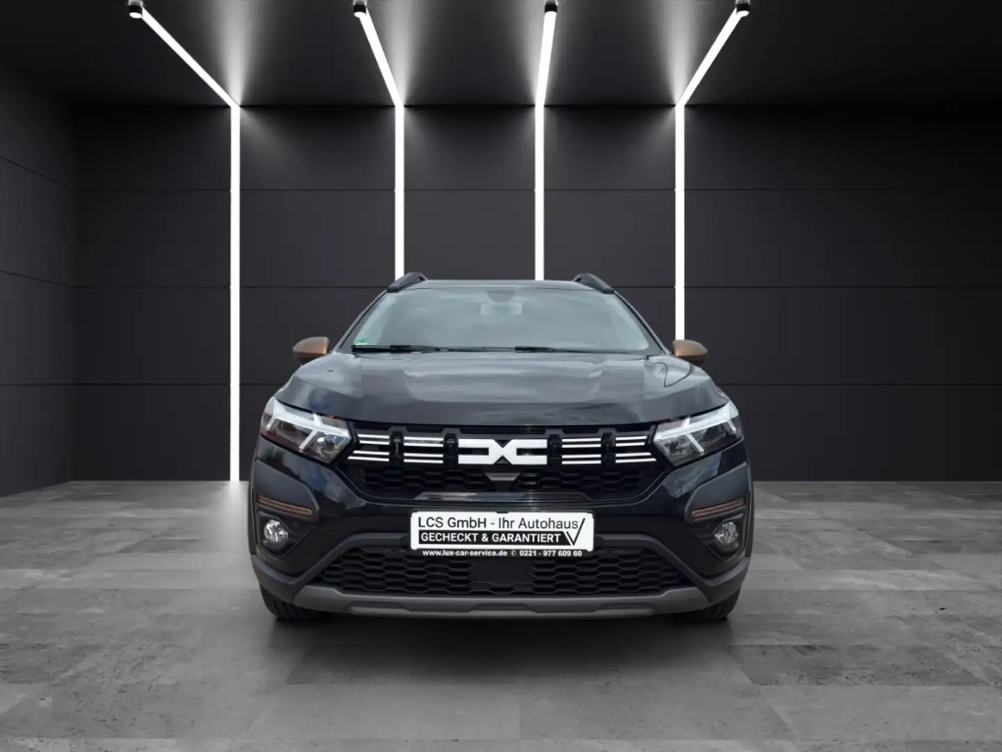 Dacia Jogger Extreme+ 1.0 TCe 100 ECO-G 7-Sitzer Navi Klima SHZ Schwarz - 2
