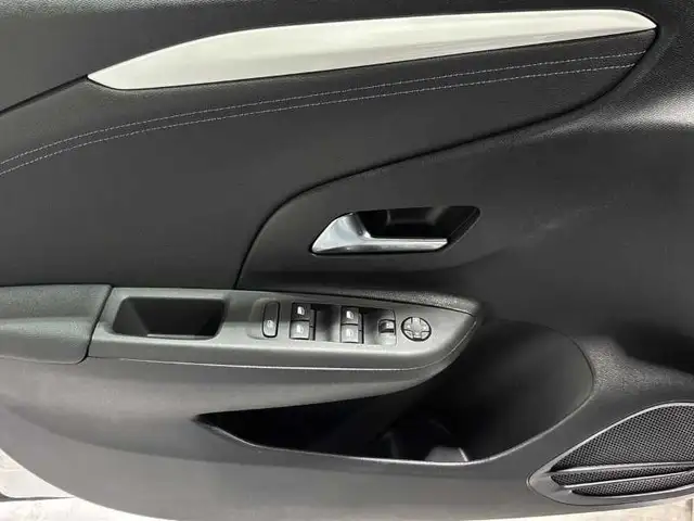 Opel Corsa view 10