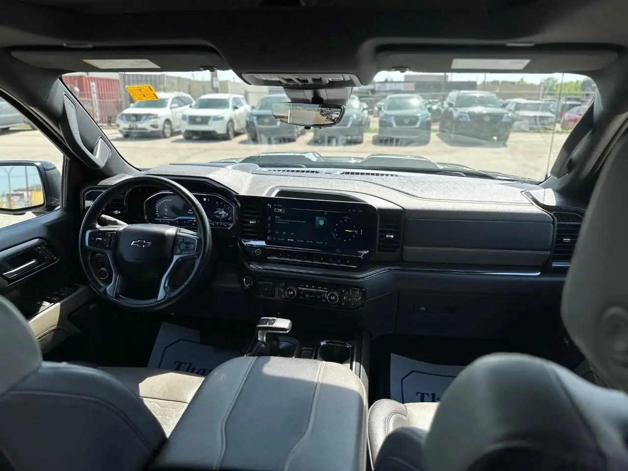 Chevrolet Silverado 1500 снимка Chevrolet Silverado 1500