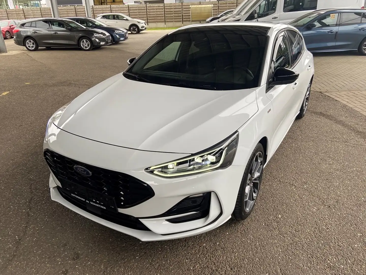 Ford Focus ST-LINE X VIGNALE 1.0 125 PK MET PANODAK / 1 JAAR Fehér - 1