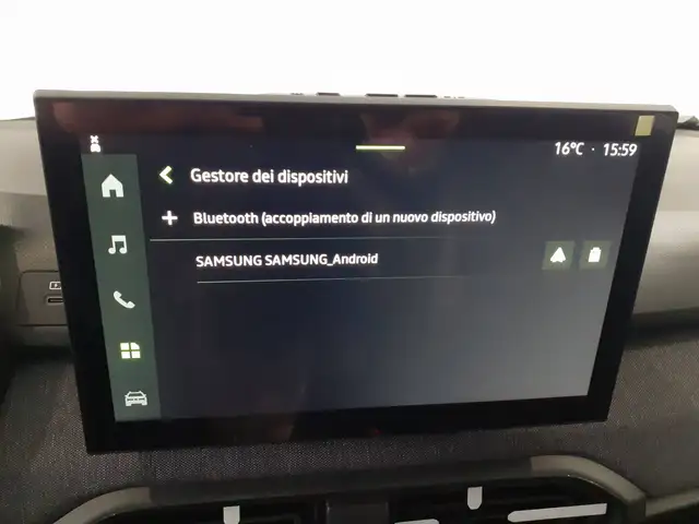 Dacia Sandero view 12