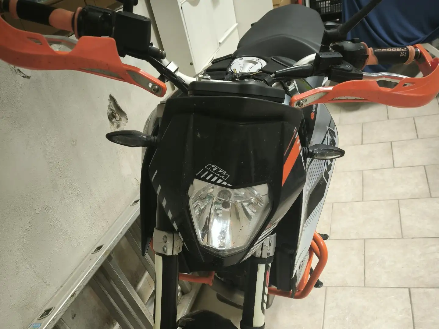 KTM 690 Duke A2 Naranja - 2
