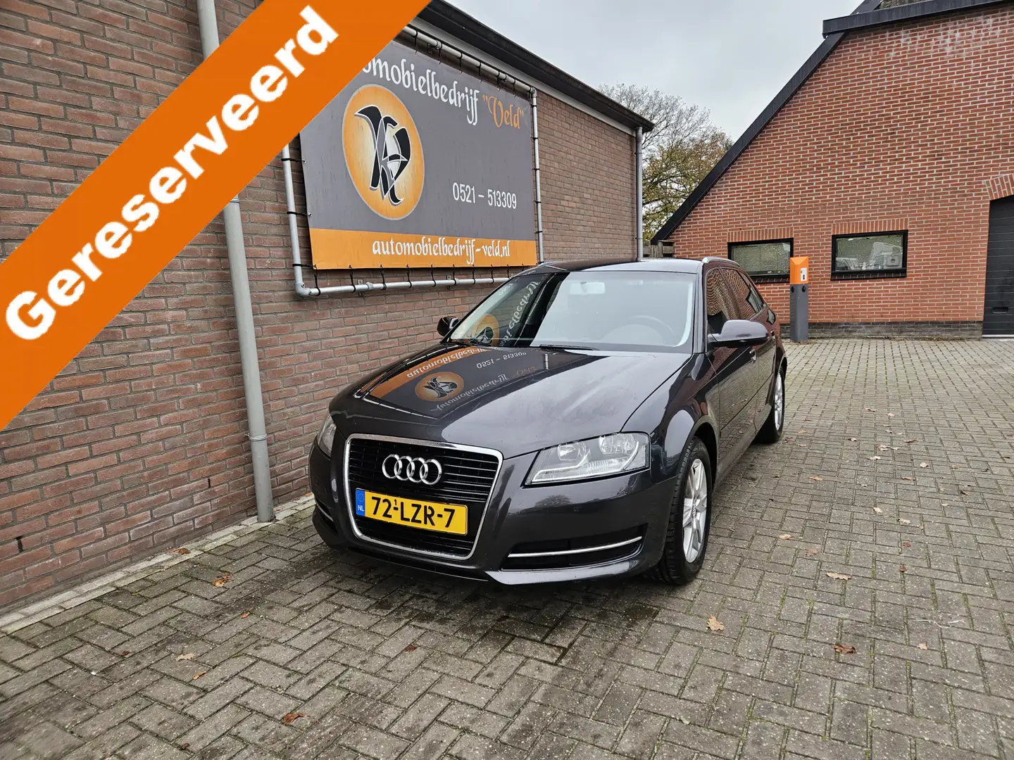 Audi A3 Sportback 1.4 TFSI Attraction Pro Line Gris - 1