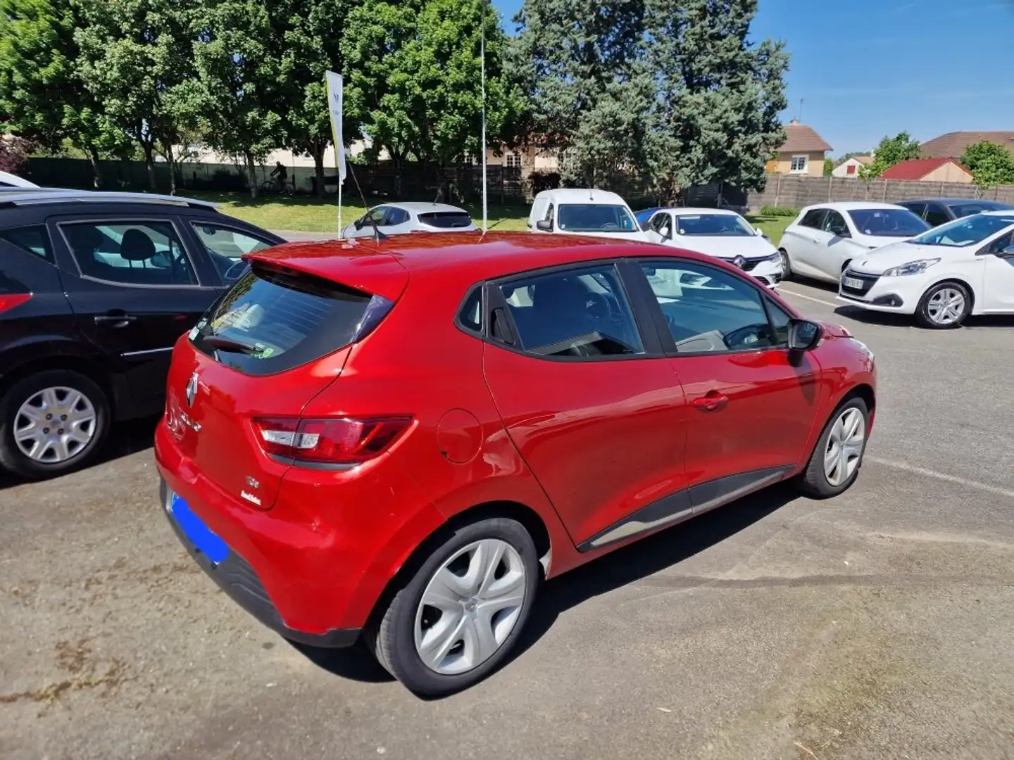 Renault Clio Clio IV TCe 90 Zen Rouge - 1