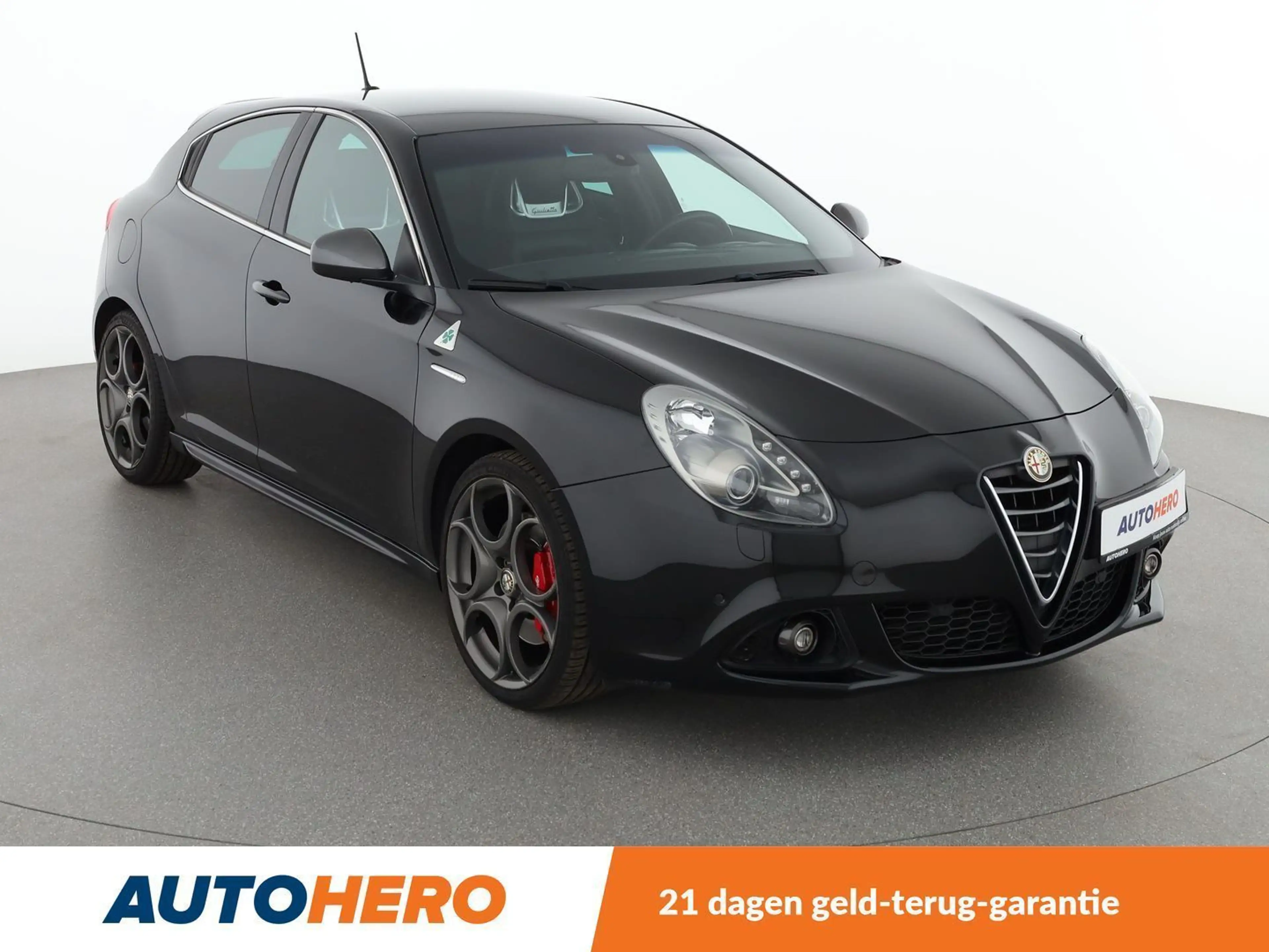 Alfa Romeo Giulietta 1.8 Turbo Quadrifoglio Verde — photo 8