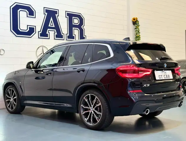 BMW X3 view 6
