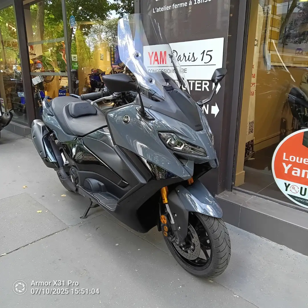 Yamaha TMAX 560 Gris - 2