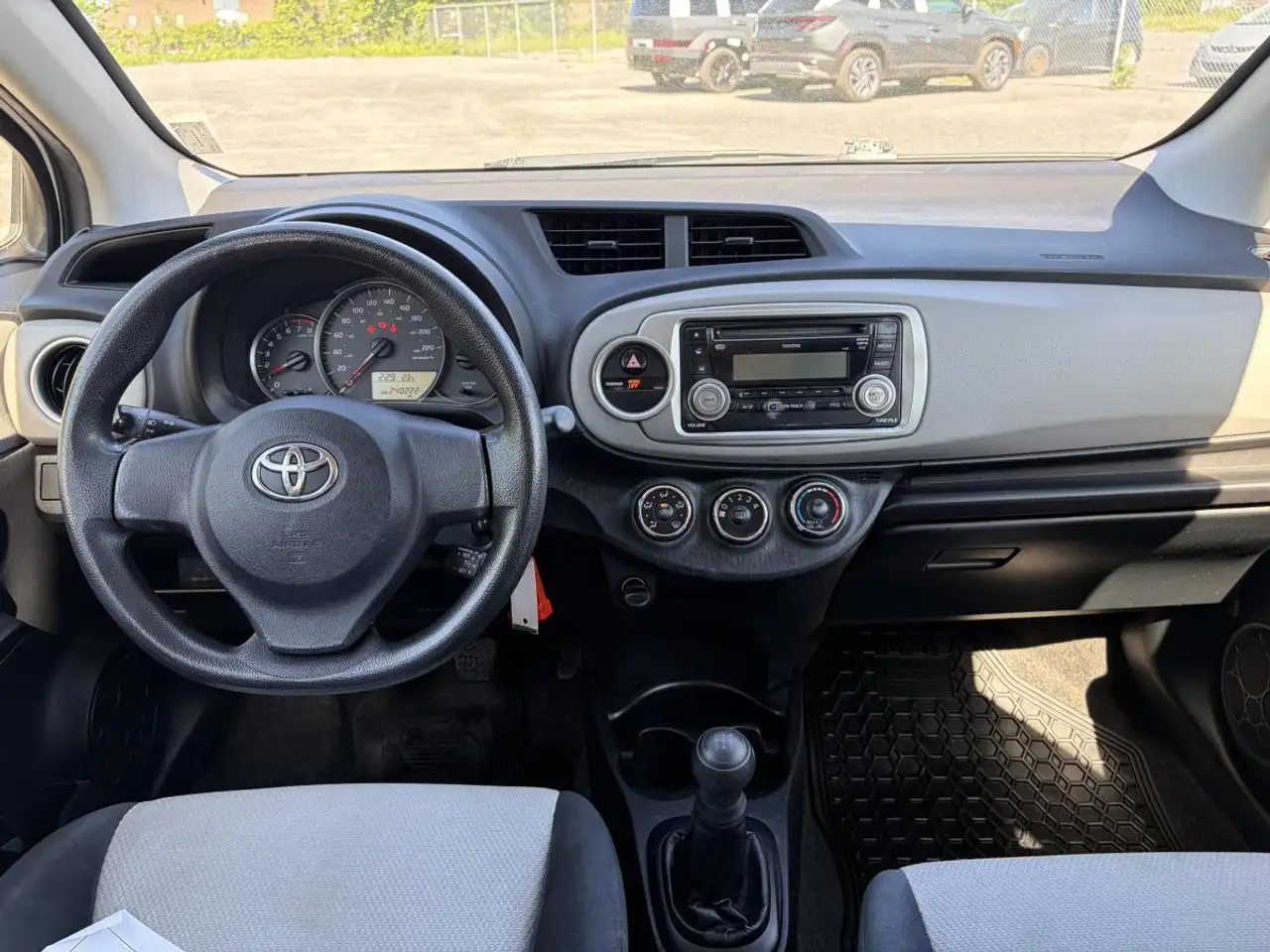 Toyota Yaris fotografie Toyota Yaris