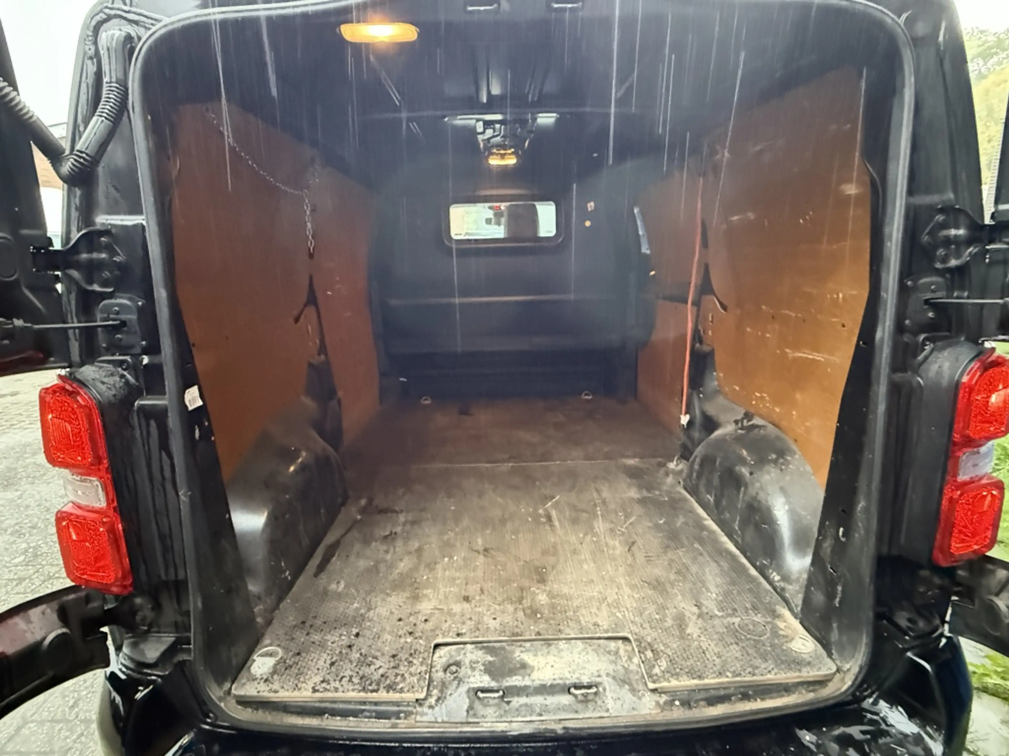 Peugeot Expert 231S2.0BlueHDI120PrP — photo 11