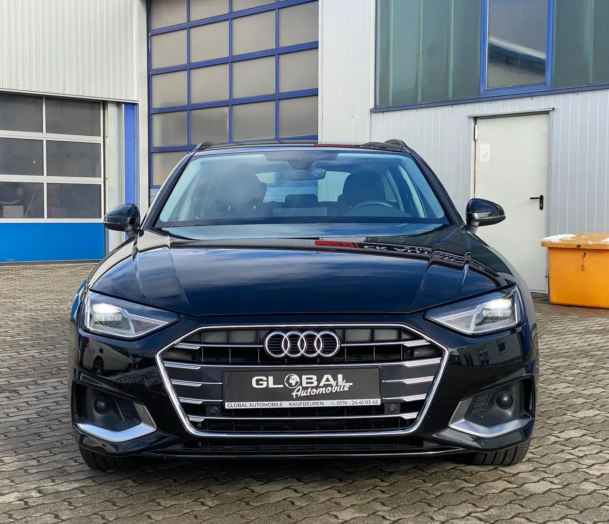 Audi A4 30 TDI advanced*SHZ*PDC*AC* Schwarz - 2