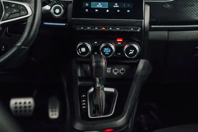 Renault Arkana view 24