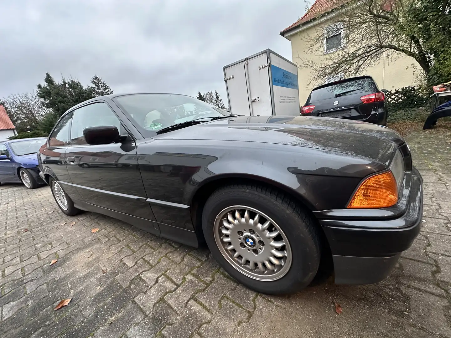 BMW 318 318is - 2