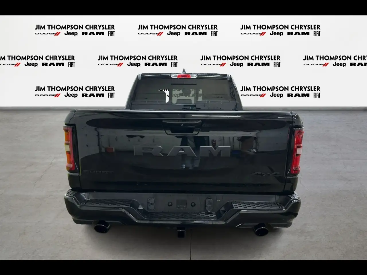 RAM 1500 снимка RAM 1500
