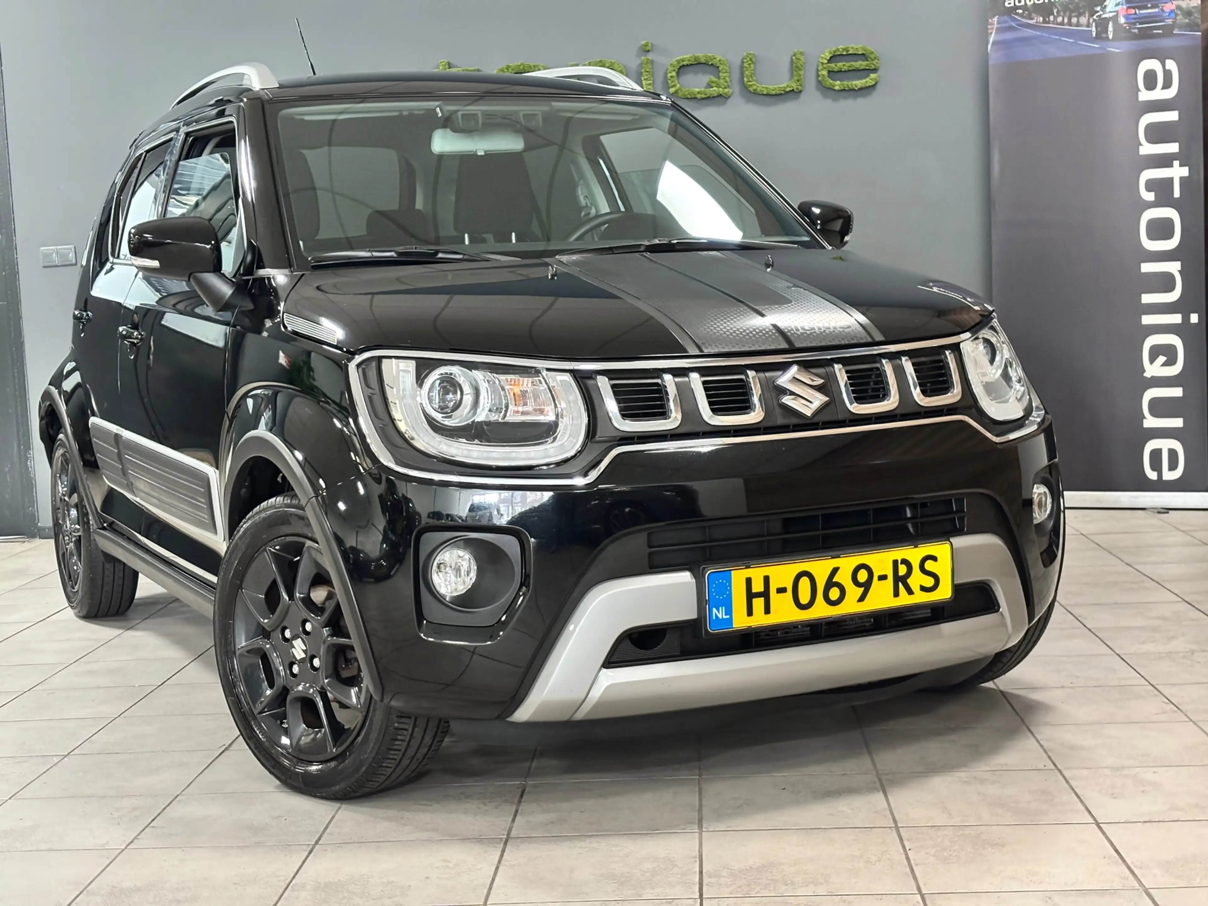 Suzuki Ignis 1.2 Smart Hybrid Style camera/carplay — photo 2