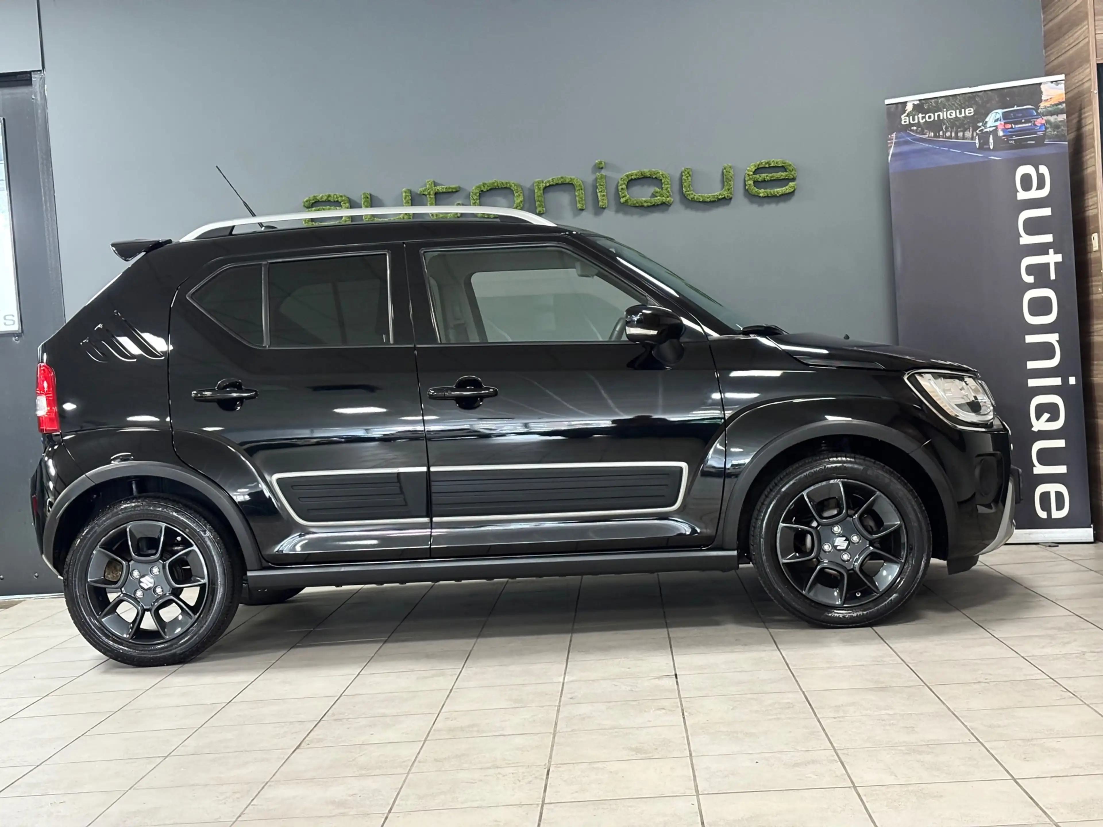 Suzuki Ignis 1.2 Smart Hybrid Style camera/carplay — photo 8