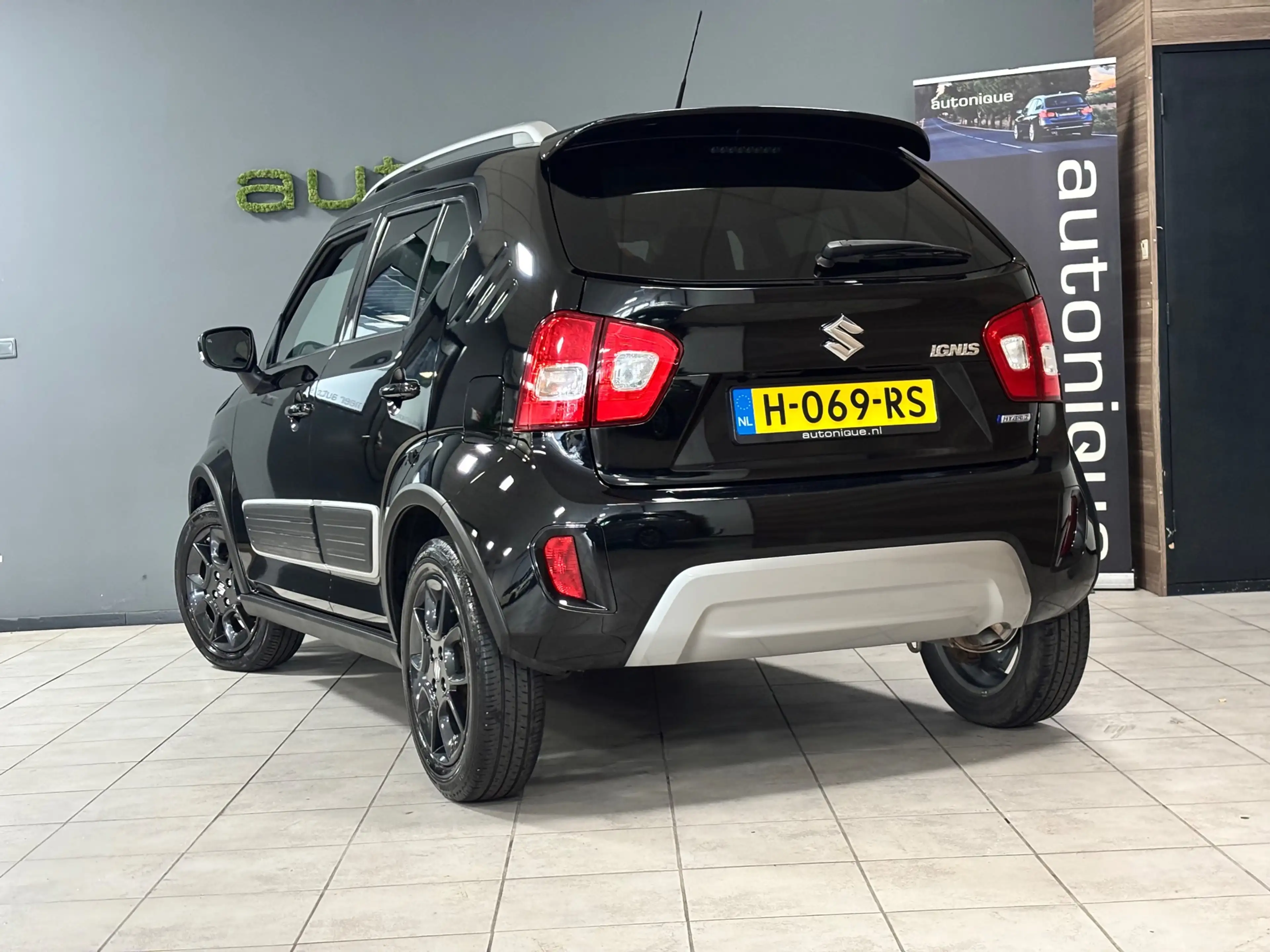 Suzuki Ignis 1.2 Smart Hybrid Style camera/carplay — photo 7