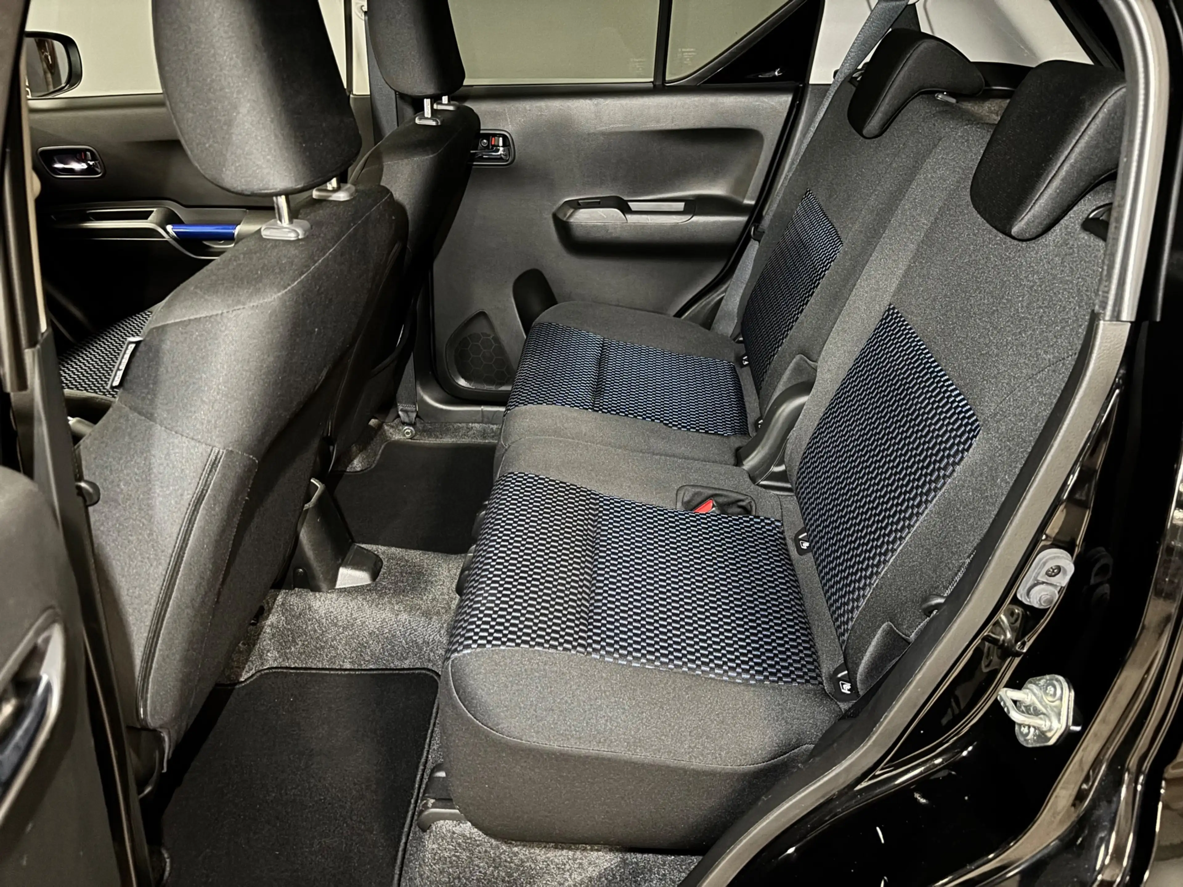 Suzuki Ignis 1.2 Smart Hybrid Style camera/carplay — photo 5