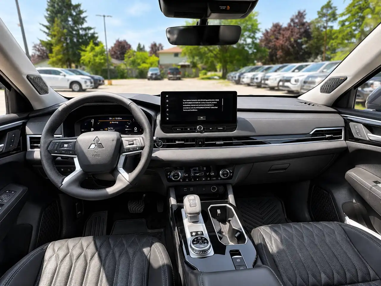 Mitsubishi Outlander снимка Mitsubishi Outlander