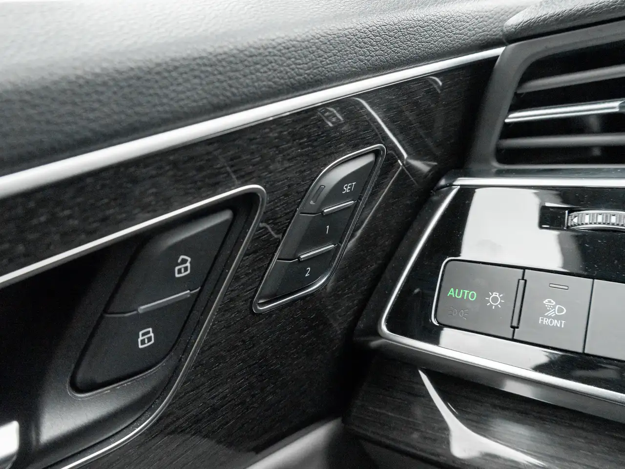 Audi Q7 снимка Audi Q7