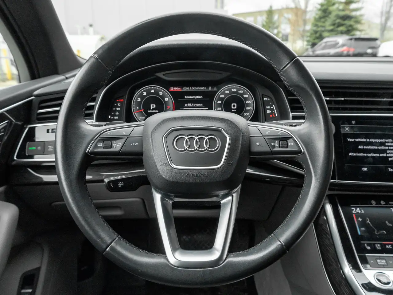 Audi Q7 снимка Audi Q7