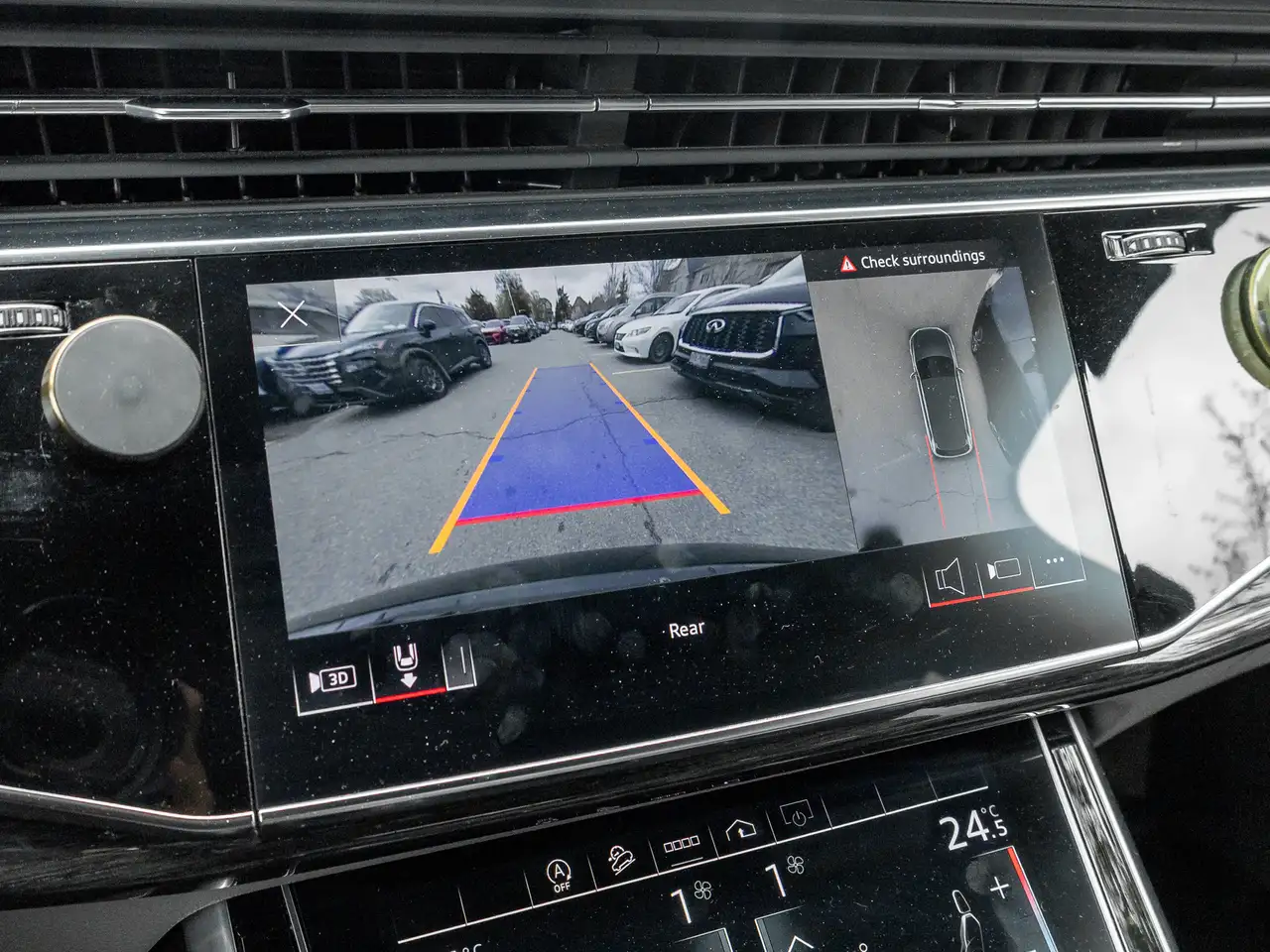 Audi Q7 снимка Audi Q7