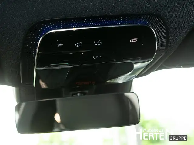Mercedes-Benz C Class view 11