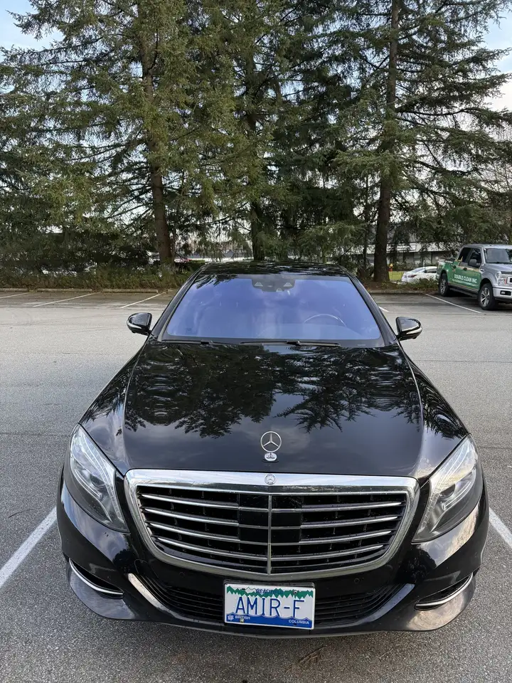 Mercedes-Benz S-Class снимка Mercedes-Benz S-Class