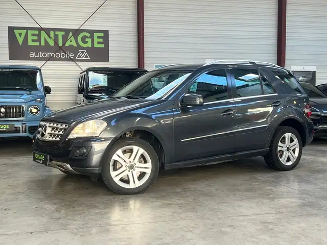 Mercedes-Benz ML 300 ML 300 CDI BlueEfficiency Edition A
