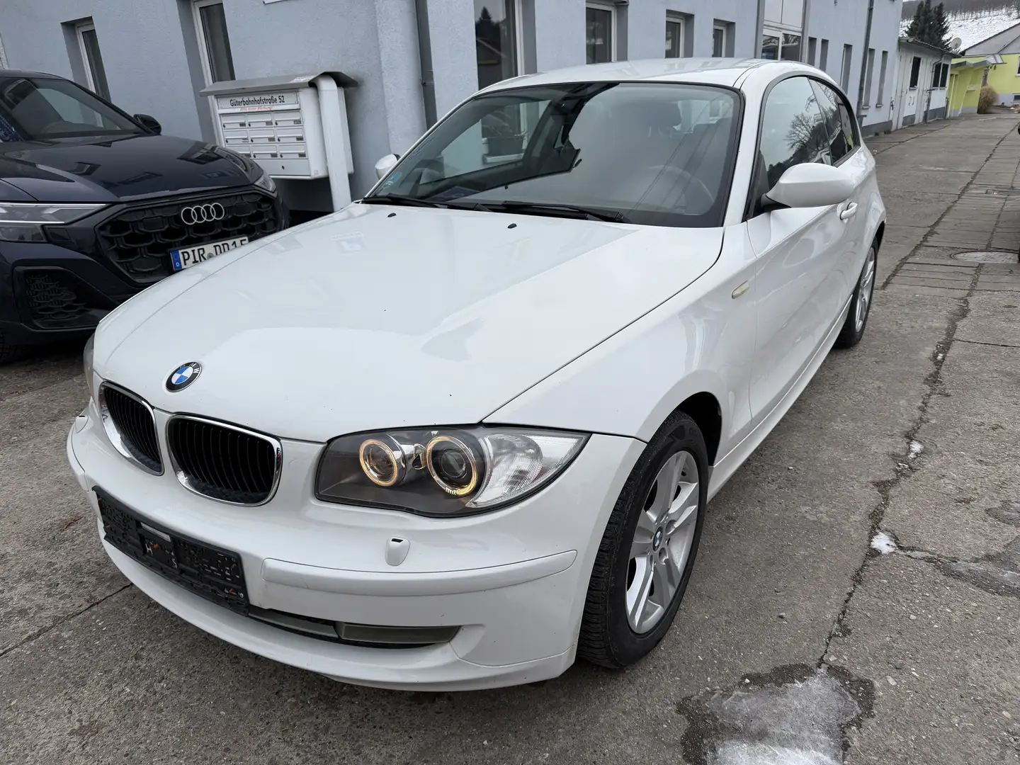 BMW 116 116i Coupe Weiß - 1
