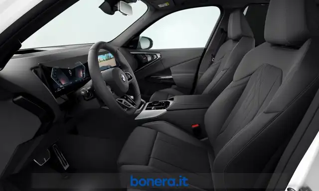 BMW X3 view 4