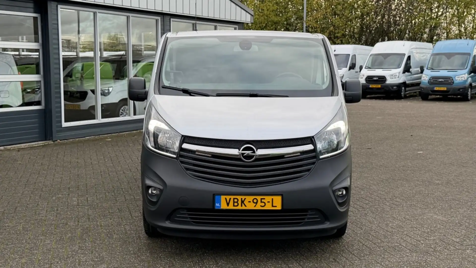 Opel Vivaro 1.6 CDTI 92KW 125PK EURO 6 AIRCO/ CRUISE CONTROL/ Argent - 2