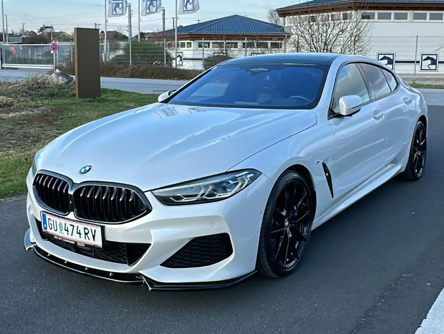 BMW 840 BMW 8er-Reihe 840d xDrive Gran Coupe Aut. Sportwag Weiß - 1