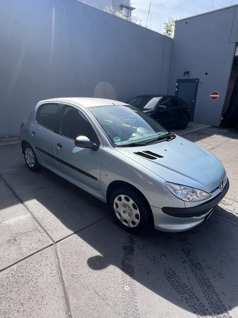 Peugeot 206 75 Tendance - 1
