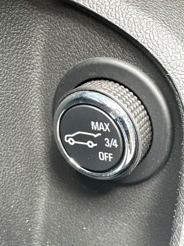 Opel Insignia view 12