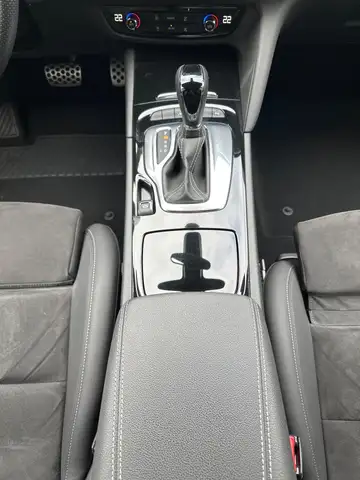 Opel Insignia view 16