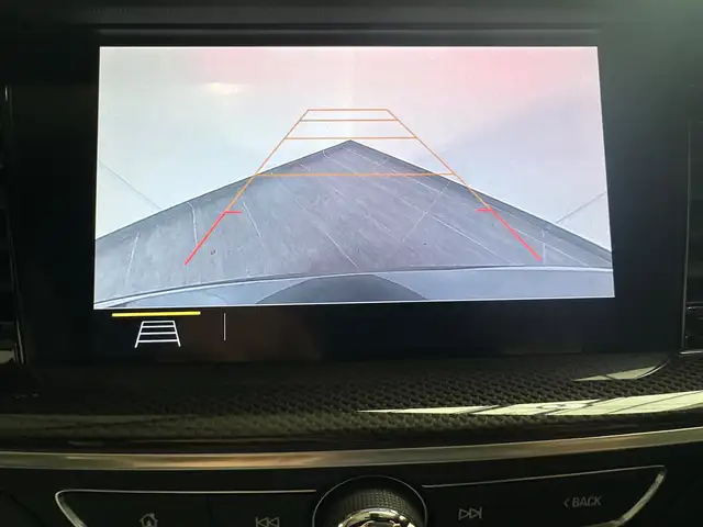 Opel Insignia view 18