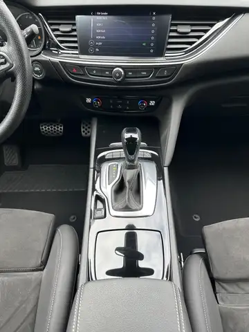 Opel Insignia view 15