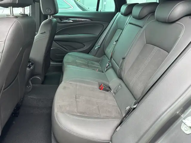 Opel Insignia view 13