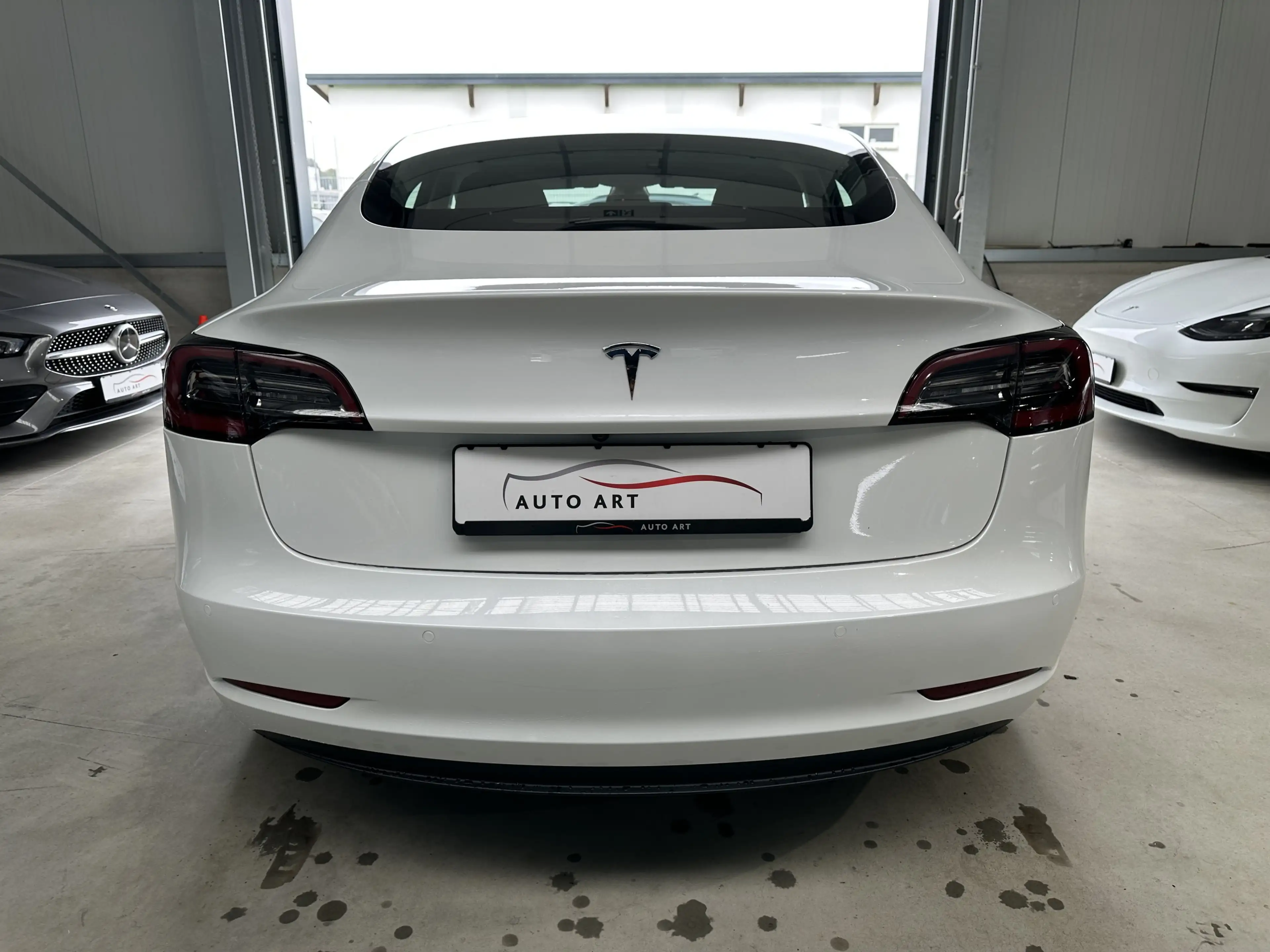 Tesla Model 3 Basis RWD AMD Ryzen Wärmepumpe Subwoofer — photo 5