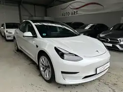 Tesla Model 3 Basis RWD AMD Ryzen Wärmepumpe Subwoofer