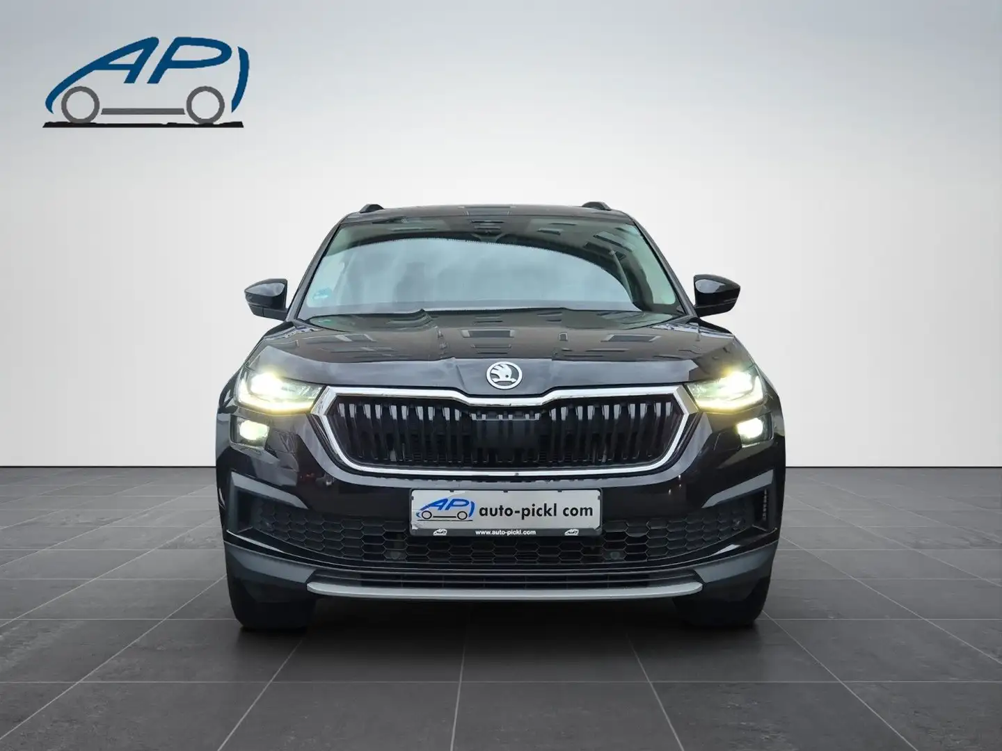 Skoda Kodiaq Tour/Navi/ACC/VC/Kamera/Matrix/AHK/19"/ Schwarz - 2