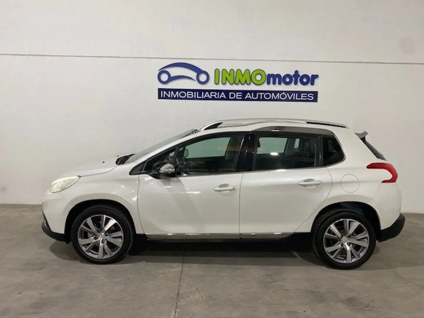 Peugeot 2008 1.6 BlueHDI S&S Allure 120 Blanco - 2