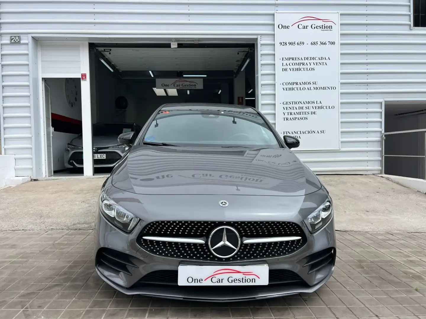 Mercedes-Benz A 250 250e 8G-DCT Gris - 2