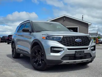 Silver 2022 Ford Explorer SUV / Crossover All-Wheel Drive Automatic